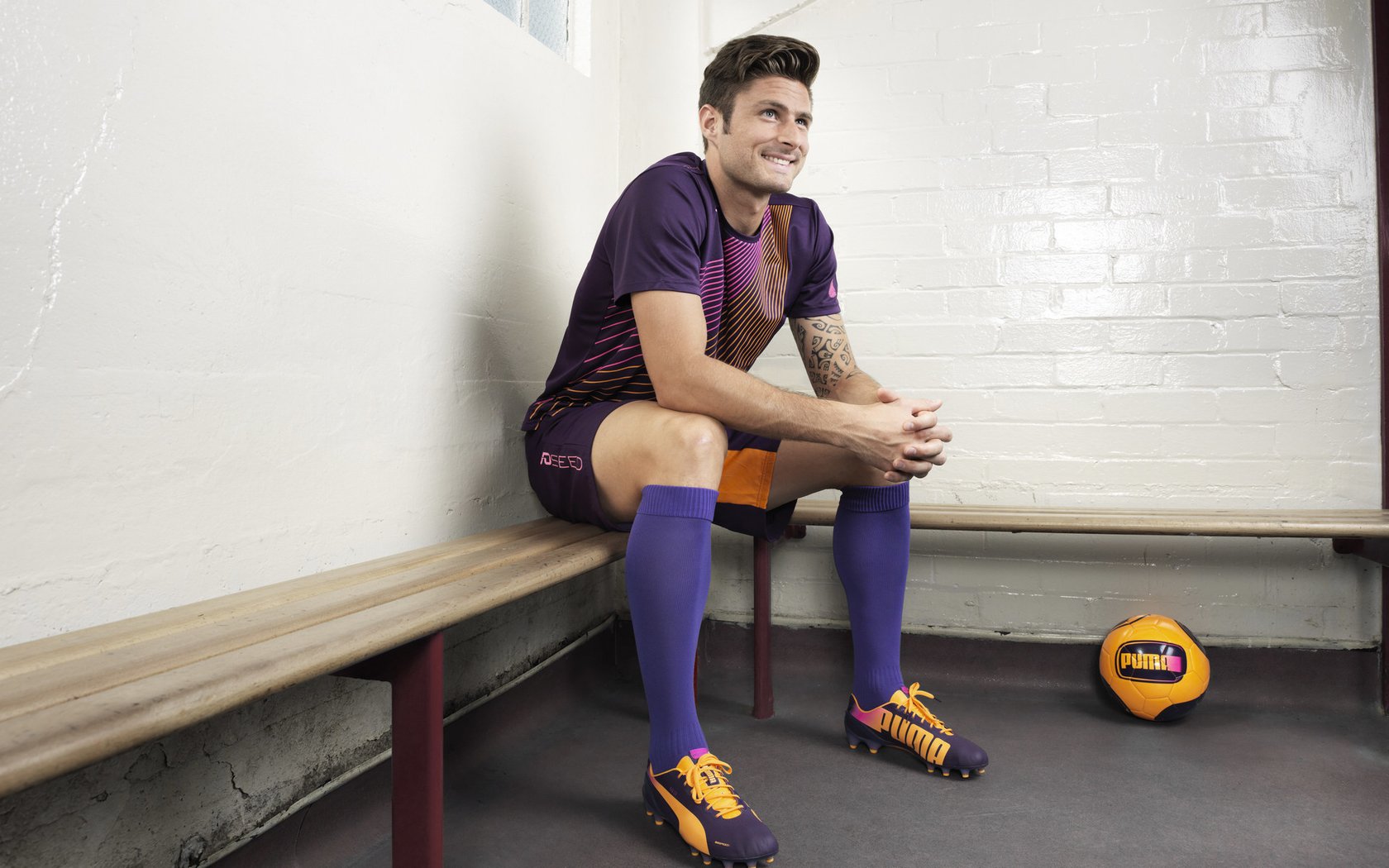 广东队节奏掌控开拓者，小贾伦成为关键先生