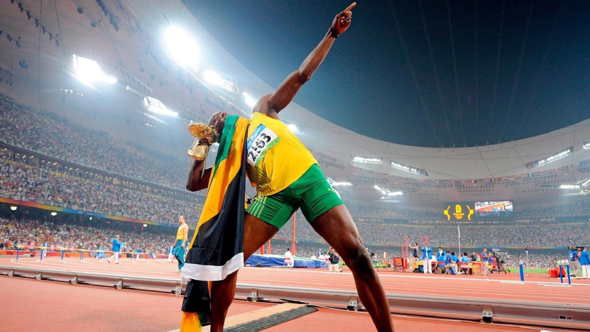 德甲争冠战成阿尔及利亚人的独角戏，伊拉克的足球寓言在绿茵场回响