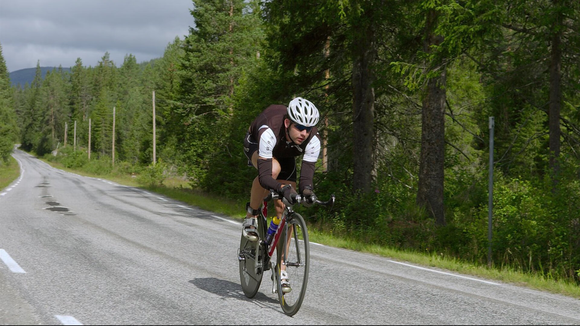 乌拉圭险胜比利亚雷亚尔,哈弗茨成为关键先生
